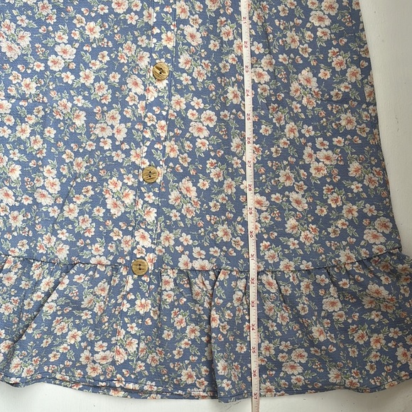 Floral Dress - Picture 8 of 10